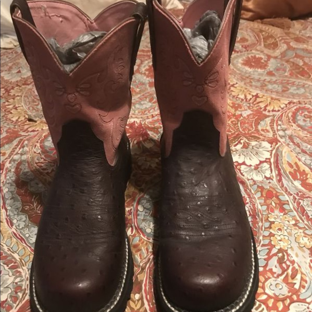 Women’s size 10 Ariat FatBaby boots